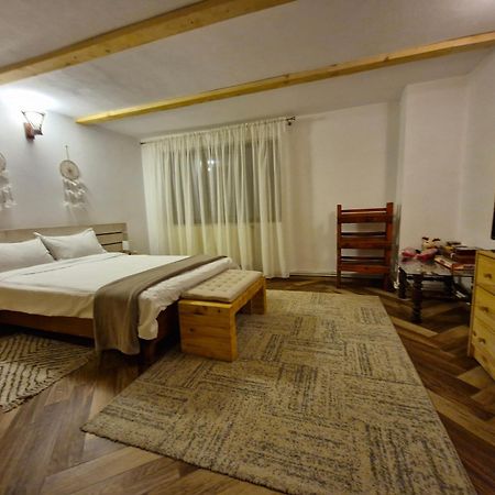 Cabana Din Padurea Valeni Вэлени-де-Мунте Экстерьер фото