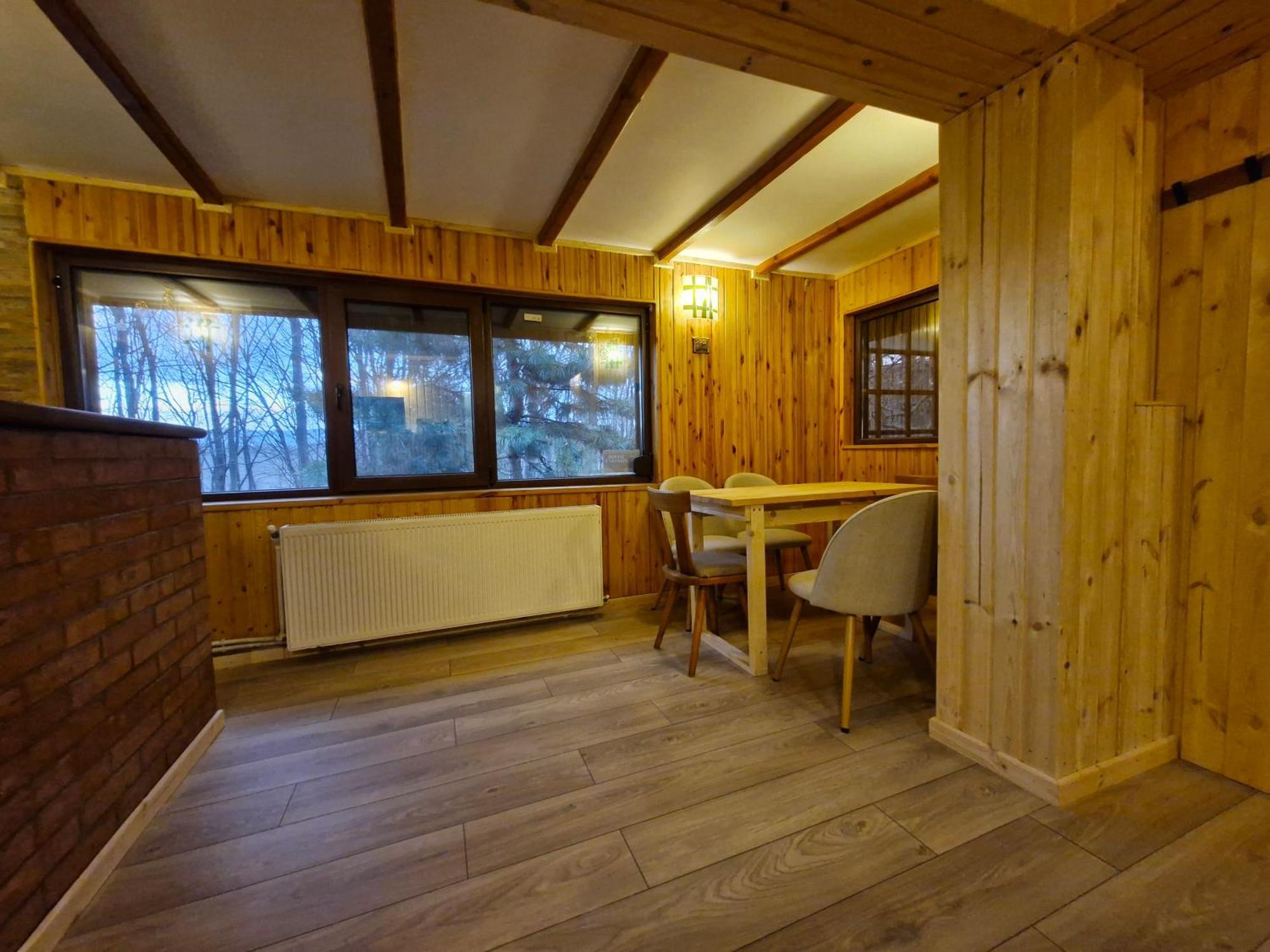 Cabana Din Padurea Valeni Вэлени-де-Мунте Экстерьер фото